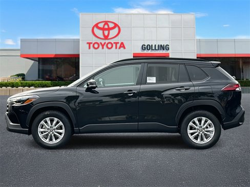 New 2026 Toyota Corolla Cross LE image 5