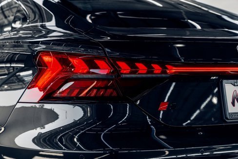 New 2025 Audi S e-tron GT Prestige image 5