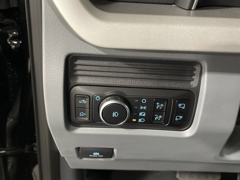 New 2026 Ford F350 XLT image 22
