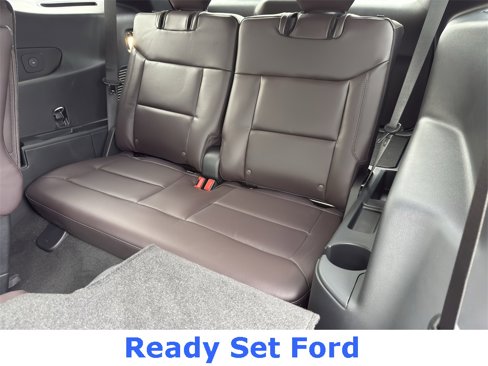 New 2025 Ford Explorer Platinum image 14