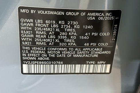New 2025 Volkswagen ID.4 Pro S Plus image 25