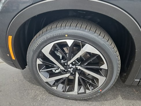 New 2025 Mitsubishi Outlander SEL image 16