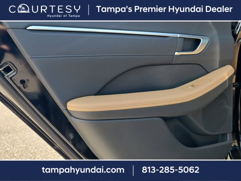 New 2025 Hyundai Sonata Limited image 10