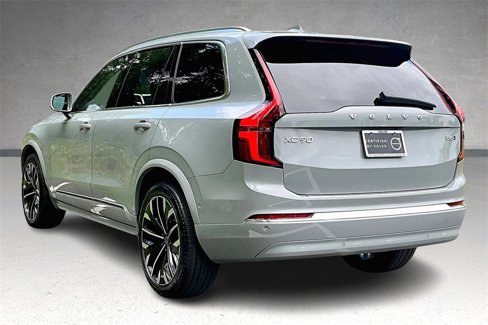 Certified 2025 Volvo XC90 B6 Plus w/ Protection Package Premier image 4