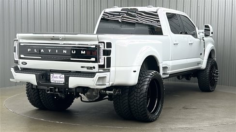 Used 2025 Ford F450 Platinum w/ Platinum Plus Package image 5