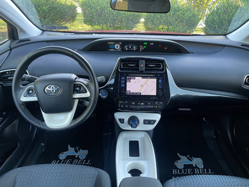 Used 2016 Toyota Prius Three image 32