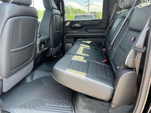 New 2025 GMC Sierra 2500 AT4X w/ AT4X AEV Edition image 12