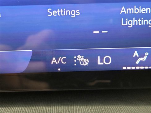 Used 2025 Buick Enclave Preferred image 37