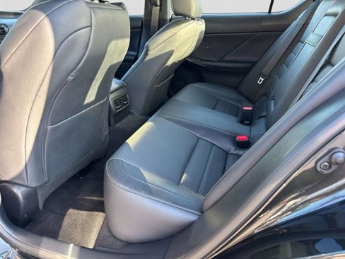 Used 2024 Lexus IS 350 F Sport image 10