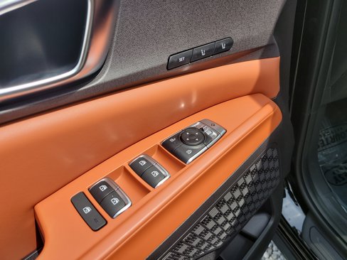 New 2026 Kia Carnival SX image 17