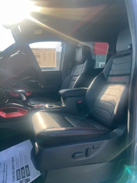 New 2025 Nissan Frontier PRO-4X w/ Pro Premium Package image 7