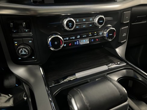 Used 2024 Ford F150 Lariat image 44