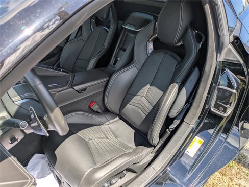 Used 2023 Chevrolet Corvette Stingray Convertible image 29