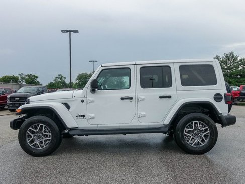 New 2025 Jeep Wrangler Sahara image 14