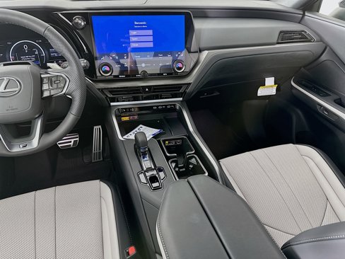 New 2025 Lexus TX 500h AWD image 25