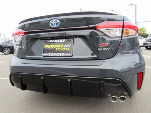 New 2025 Toyota Corolla SE image 13