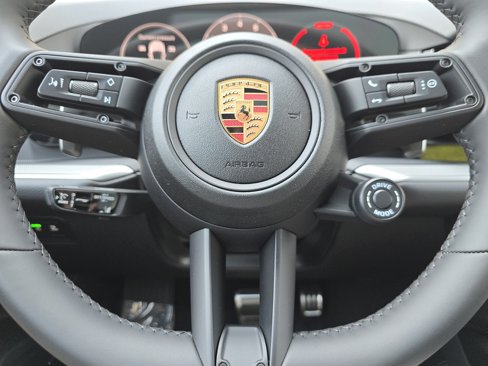 New 2025 Porsche Cayenne S image 18