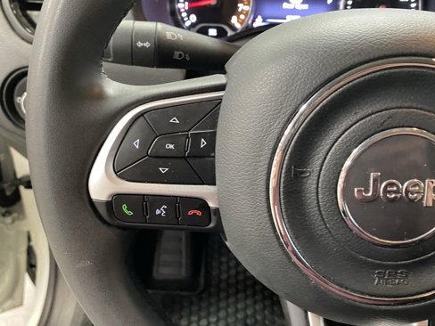 Used 2023 Jeep Renegade Altitude image 19