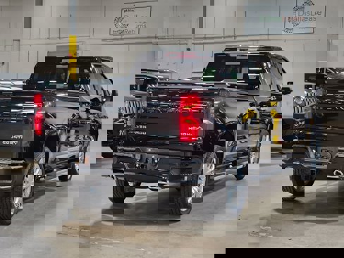 Used 2025 Chevrolet Silverado 1500 High Country w/ High Country Premium Package image 9