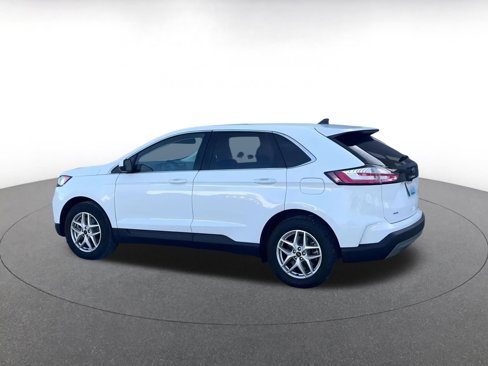Used 2024 Ford Edge SEL image 10