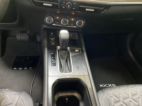 Used 2025 Nissan Kicks SV image 41