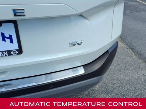 Certified 2023 Nissan Rogue SV image 6