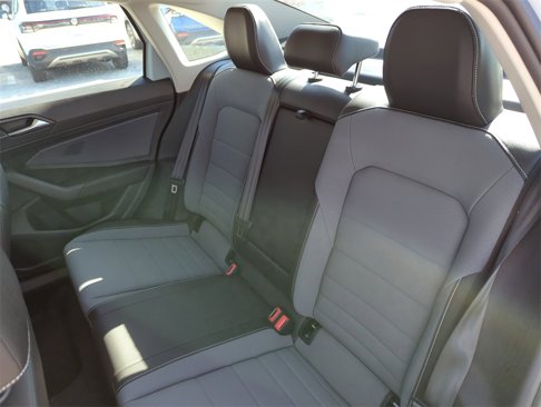New 2025 Volkswagen Jetta SE image 25