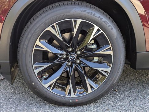 New 2025 MAZDA CX-90 Plug-In Hybrid w/ Premium Plus image 13