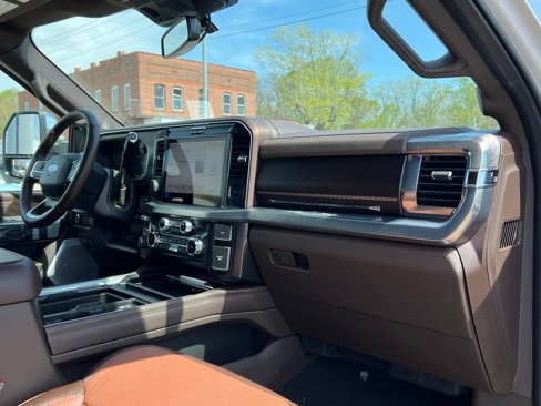 New 2025 Ford F350 King Ranch w/ Chrome Package image 23