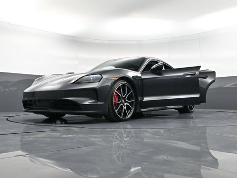 New 2025 Porsche Taycan 4S image 41
