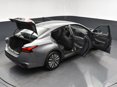 Used 2024 Nissan Altima 2.5 SV image 27
