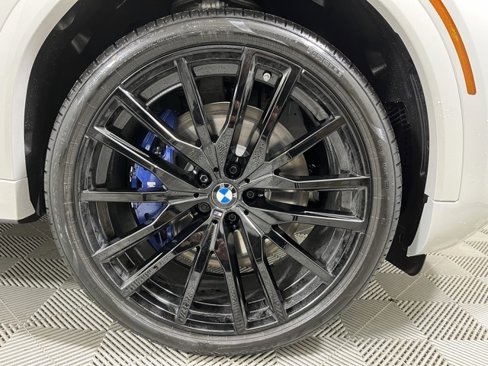 Used 2025 BMW X6 M60i w/ Parking Assistance Package image 25