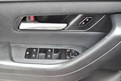Used 2024 MAZDA CX-90 3.3 Turbo w/ Select Package image 17