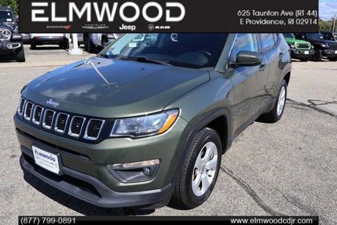 Certified 2019 Jeep Compass Latitude w/ Cold Weather Group image 1