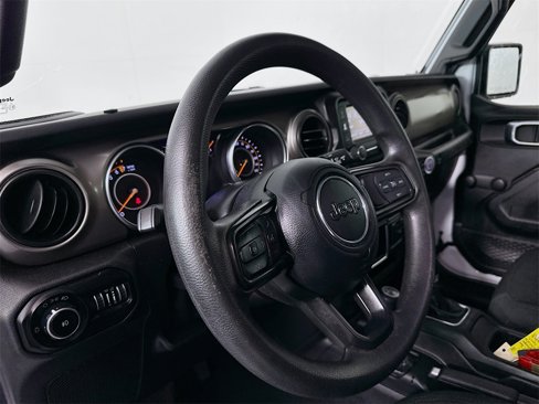 Used 2021 Jeep Wrangler Unlimited Sport image 9
