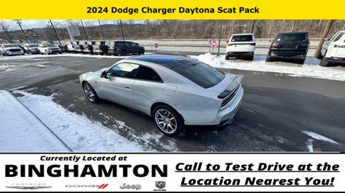 Used 2024 Dodge Charger R/T Scat Pack w/ Plus Group image 8