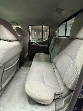 Used 2018 Nissan Frontier SV image 23