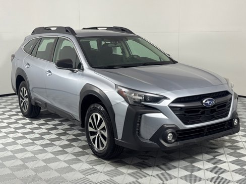 Used 2023 Subaru Outback image 3