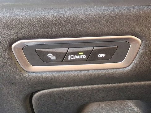 Used 2024 BMW X7 xDrive40i w/ M Sport Package image 34