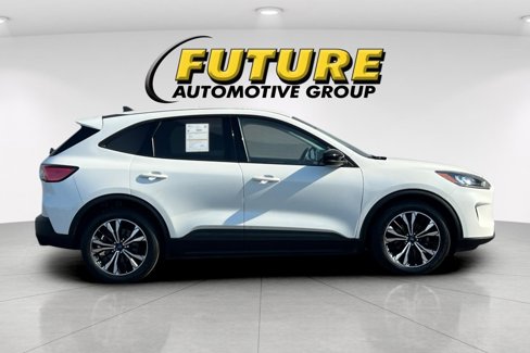 Certified 2022 Ford Escape SE w/ SE Sport Appearance Package image 2