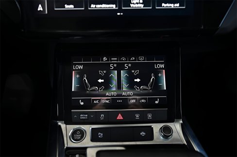 Used 2024 Audi Q8 e-tron Premium image 18