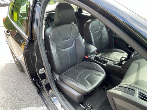 Used 2016 Ford Focus SE w/ Equipment Group 201A image 13