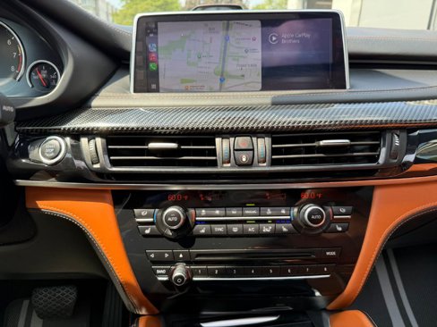 Used 2017 BMW X5 M image 29