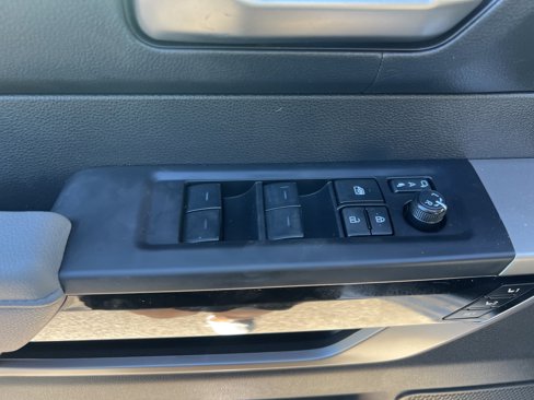 Used 2024 Toyota Tundra Limited image 26