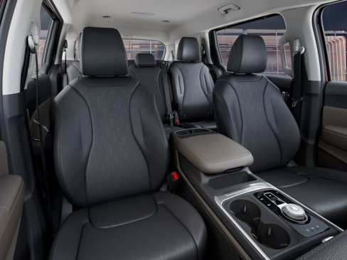 New 2026 Kia Carnival EX image 15