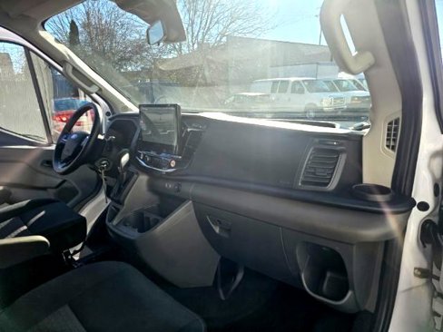 Used 2023 Ford Transit 350 XLT image 10