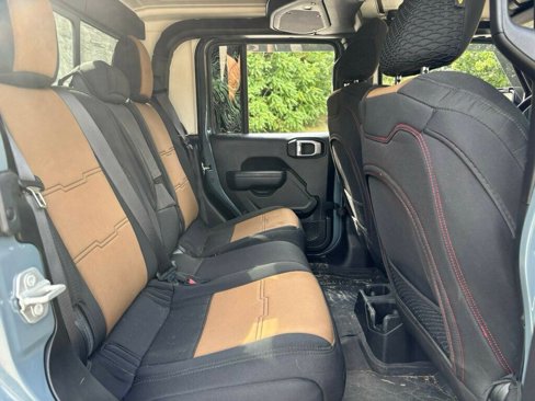 Used 2024 Jeep Gladiator Sport image 20
