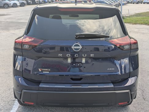 New 2026 Nissan Rogue SV image 6