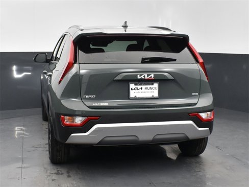 New 2025 Kia Niro EX image 6