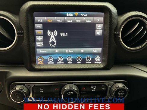 Used 2023 Jeep Wrangler Sahara image 23